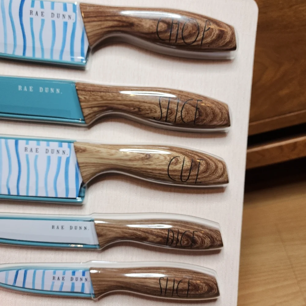 New Rae Dunn Knife Set Blue Design Faux Wood Handles‎